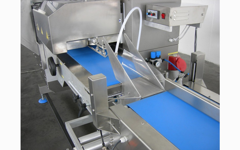 ENSACHEUSE HORIZONTALE A BARRES ACCOMPAGNANTES FBT