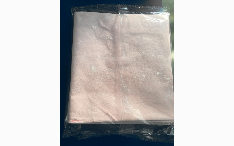 Installation d'une ensacheuse horizontale dans le Pas-De-Calais (62). Emballage de masques et lingettes.