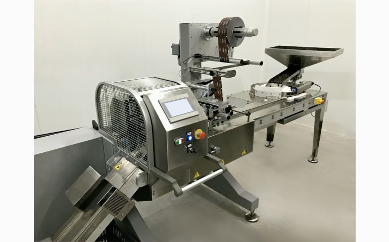 ENSACHEUSE HORIZONTALE ROTATIVE FAR CANDY