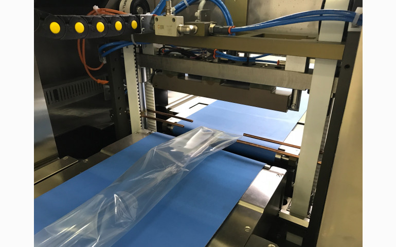 ENSACHEUSE HORIZONTALE A BARRES ACCOMPAGNANTES FAT