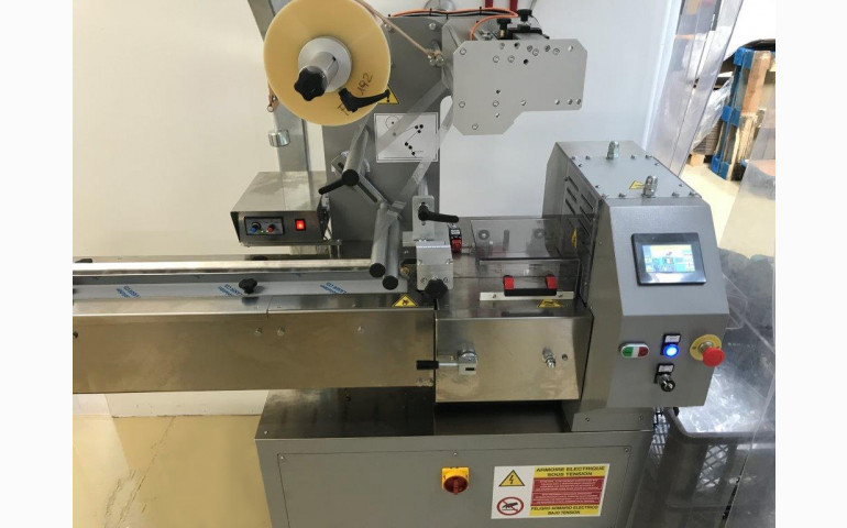 ENSACHEUSE HORIZONTALE ROTATIVE FAR 30